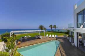 Beachfront Dream Villa